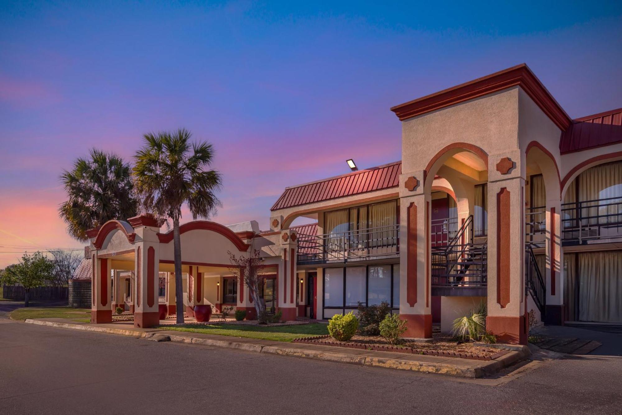 Red Roof Inn Montgomery - Midtown Ngoại thất bức ảnh